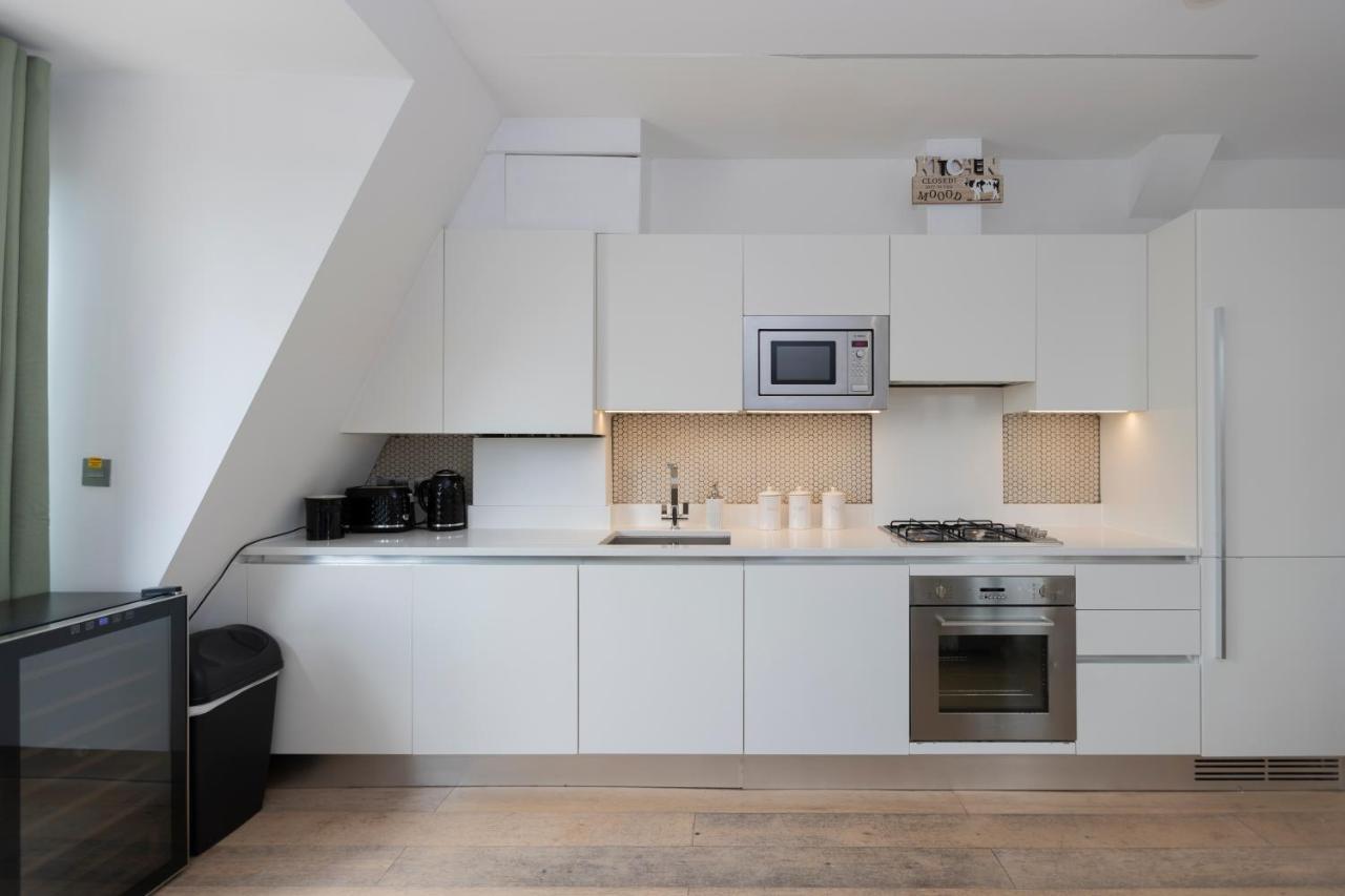 Stunning 3 Bedroom Penthouse With Terrace And Lift Λονδίνο Εξωτερικό φωτογραφία